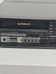 Sony Betamax SL-HF860D Video Cassette Recorder CIB w/ OEM Remote & Manual WORKS