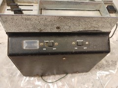 Vintage Deluxe Eight Auto Car Truck 8 Track Player 100017-077 153622 Japan 12V