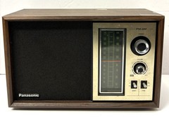 Vintage Panasonic RE-6286 AM/FM Radio Woodgrain Matsushita Japan *Working