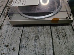 Technics Direct Drive Automatic Turntable SL-Q200