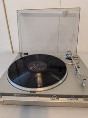 Technics SL-Q350 Fully Automatic Quartz Direct Drive Turntable. Tested.