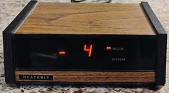 HeathKit Indoor/Outdoor Temperature Display Model ID-1390 Series No. 00348