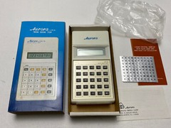 Vintage NIB Aurora LCD-6 Mini Desk Top Calculator Made Taiwan Collectable Works