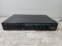 TEAC AV-300 Audio Video Controller DBX Noise Reduction AV Selector Japan