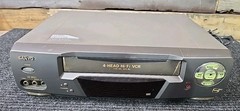 SANYO VWM-680 4-Head Hi-Fi VHS Video Cassette Player-Recorder No Remote Tested