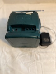 Curtis RT068K 5” Portable B&W TV AM/FM Radio Retro Compact Travel Television