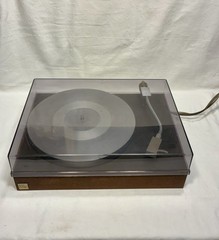 Vintage Acoustic Research AR-XA Turntable. Universal Voltage Rare With Cartridge