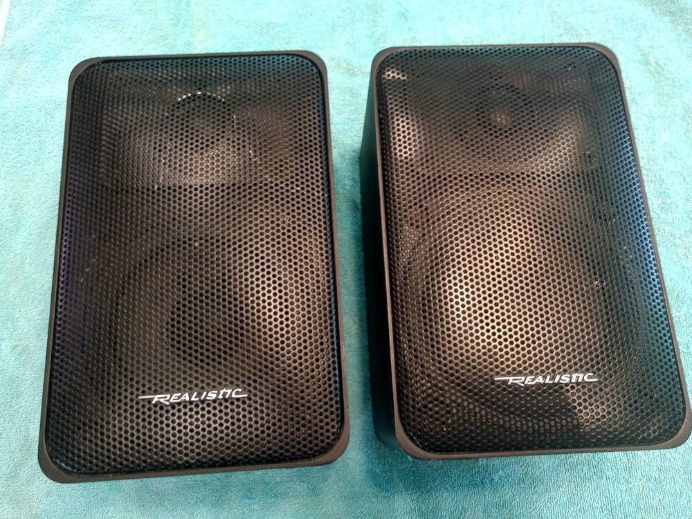 Realistic Minimus 77 Speakers – Pair