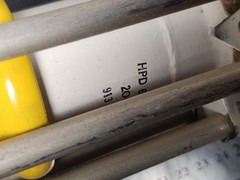 913-3017-00 HI-Q HPD 65/130 N75 Feed -Thru Capacitor 2000pf 5kv 5% 2pcs + Stand