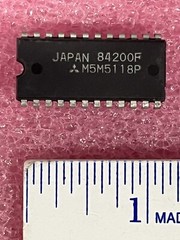 M5M5118P 16K BIT STATIC RAM CMOS 2KX8 200NS 24 PIN DIP MITSUBISHI (LOT OF 1)