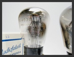 2 x NOS STC Standard S4020A AR12 R87 102D Triode Tube, Strong Test, Vintage Audi
