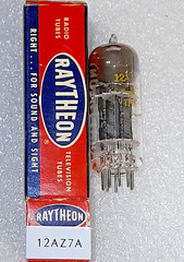 12AZ7A Raytheon 3 mica/tall bottle Vacuum Tube, Triplett 3444 Tested