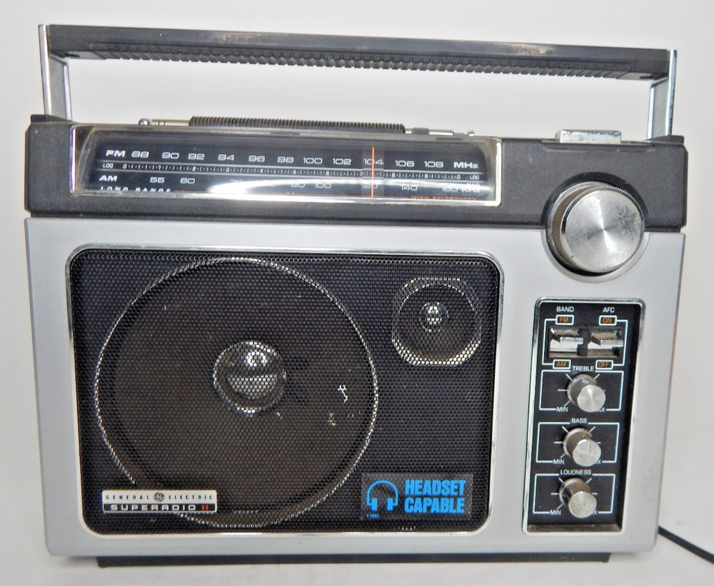 Vintage Super Radio II General Electric 7-2885 GE Long Range AM/FM Radio Tested
