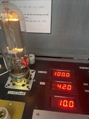 United 211 VT-4-C Capsule Flash Pulling From Working Equipment No Warranty As Is