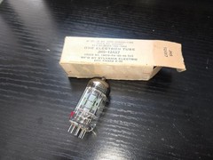 12AX7 JHS SYLVANIA NOS NIB (1955) Square Getter Long Black Plate Audio Tube