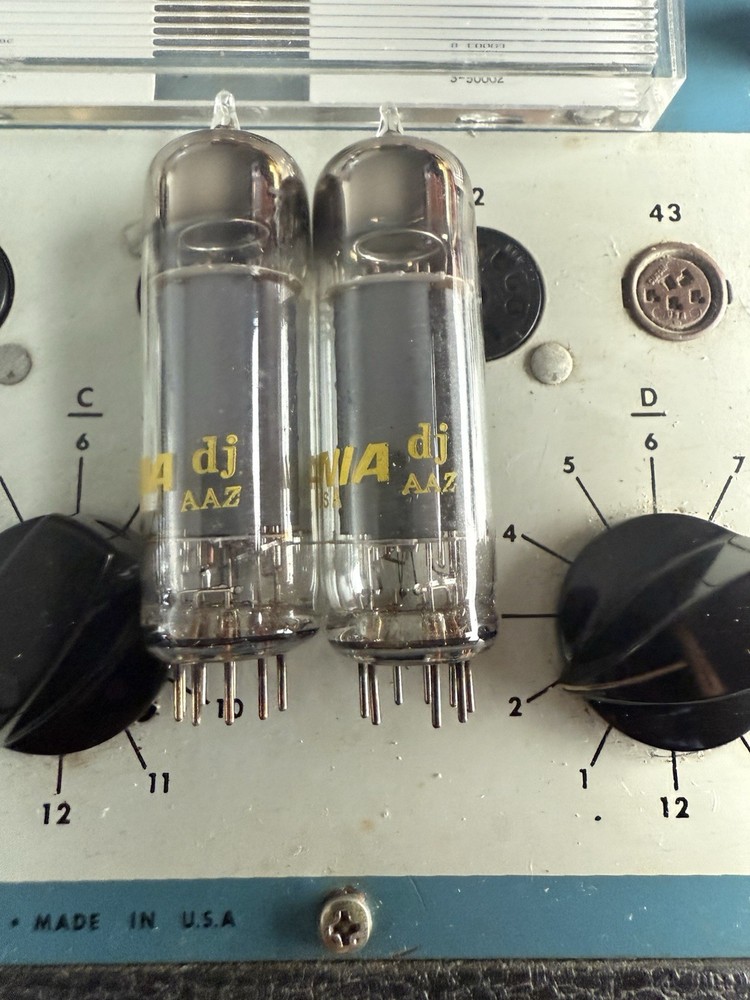 Sylvania 7189 dj AAZ Pair Grey Plate Halo Getter Tested on B&K 707