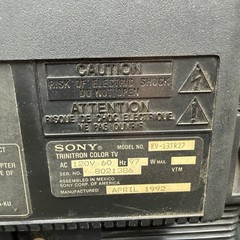 Sony Trinitron KV-13TR27 13” CRT Color TV Retro Gaming Tested Works No Remote