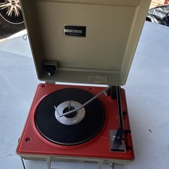 General Electric Portable Record Player Turntable with Volume Control