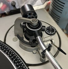 Classic Technics SL-1800 Manual Direct Drive Turntable From Late 1970’s!