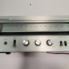 Vintage Technics SA-202 FM/AM Stereo Receiver SA-202 Tested Working