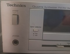 Technics MODEL No. SA-210FM/AM STEREO RECEIVER Powers On Untested