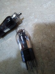 Lot of 4 RCA WARDS AIRLINE RAYTHEON Phillips 76 42 j9r 6d6 VACUUM TUBES