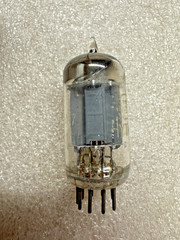 Early 50’s Amperex Philips 12AU7 ECC82 Welded – Long Plate Tube Good Holland