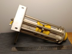 913-3017-00 HI-Q HPD 65/130 N75 Feed -Thru Capacitor 2000pf 5kv 5% 2pcs + Stand