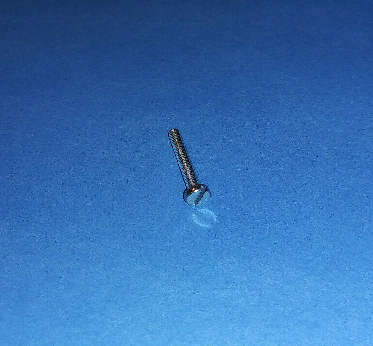 Pioneer RT-707 or RT-701 Replacement Spindle Screw – Non Original