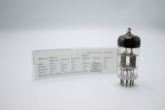 ECC83 / 12AX7. RFT. Foil Getter. Tested on Etracer. Dual triode.