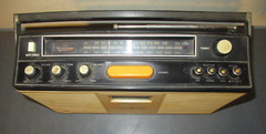 Vintage McDonald portable Stereo 8 track Am-Fm MPX Radio player WORKING
