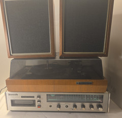 Panasonic RS-817S 8-Track Stereo receiver W/RD-7703 Turntable 2 RE7670 Speakers