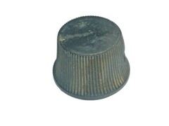 Majestic 70-B vintage radio hum control knob found on rear of chassis