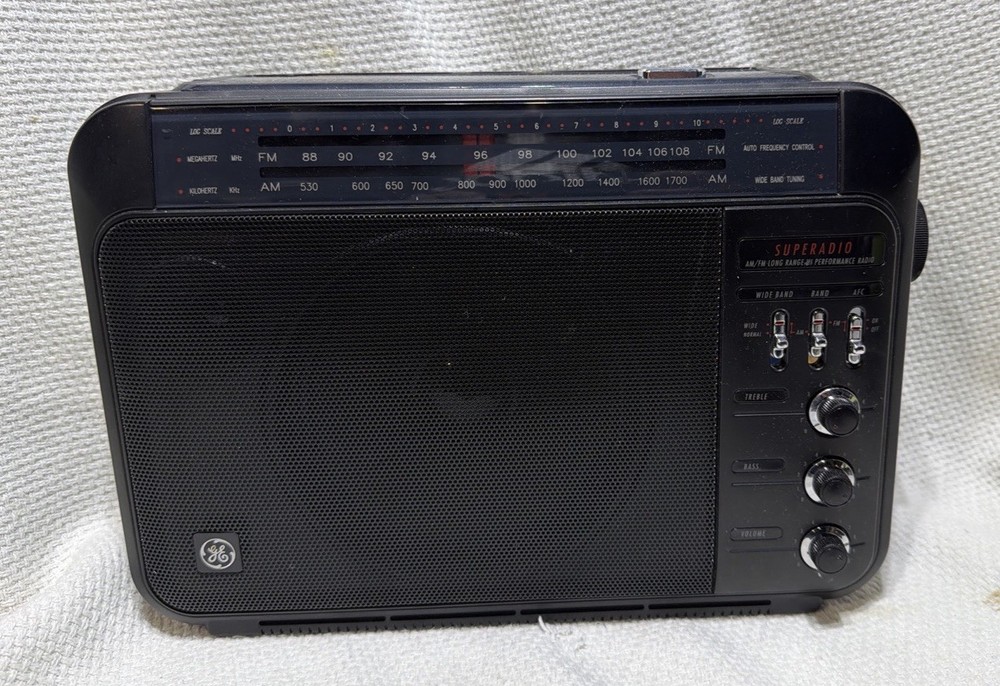 Vintage GE Superadio 7-2887B Long Range AM/FM HI Performance Wide Band