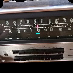 McIntosh MAC 1900 Solid State Stereo Receiver with Analog Tuner Dial working