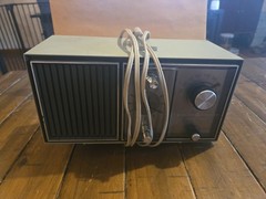 Vintage 1960s General Electric Clock Radio GE Model C2420B Beige Tested Works