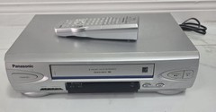 Panasonic PV-V4524S Blue Line Omnivision 4-Head Hi-Fi VCR VHS w/Remote *VIDEO
