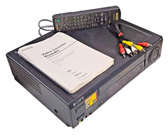 SONY VIDEO CASSETTE RECORDER MODEL NO. SLV-685HF