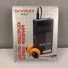Vintage Bentley WX-7 AM/FM Walkman-Style Radio w/ Stereo Headphones – New In Box
