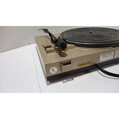 Rare Vintage Turntable Marantz Auto Return Direct Drive TT-2020 FOR PARTS Turns