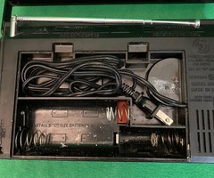 Vintage General Electric TV Sound WB/AM/FM Radio Model 7-2945A