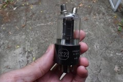 2C22 RCA Tube very good condition