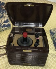 Vintage RCA Victor Victrola 45-EY-3 45 RPM Record Player, Good Restore Project