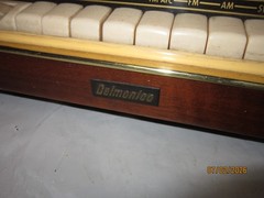 Vintage Delmonico AM/FM/SW Tube Radio Model PB-742 in Beautiful Wooden Case