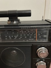 Radio Shack SW-100 AM/FM/Shortwave/CB/AIR/WX Multiband Radio