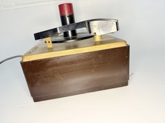VTG RCA VICTOR 45-J-2 45 rpm Record Player Turntable Powers Up -For Parts/Repair