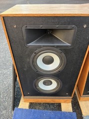 KLIPSCH KG4 Pair speakers, Oak cabinets. Original Owner Sequential serial #s Vtg