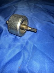 MCS 3245 RCVR PARTS – tuning shaft/flywheel
