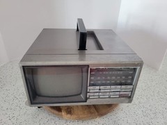 Vintage GE Spacemaker Kitchen Companion TV Radio 7-7150B Monochrome CRT 1986
