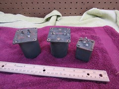 (2) SMALL TRANFORMERS + (1) CAPACITOR WESTERN ELECTRIC ERA UNKNOWN MAKER